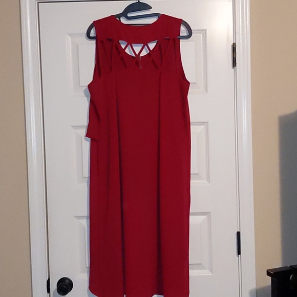 Red high-low top - Picture 3 of 6